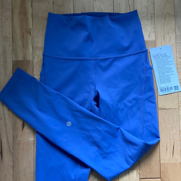 NWT Lululemon wunder train with pockets size 4 - Picture 2 of 3